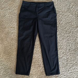 Size 12 black lulu lemon cropped pants